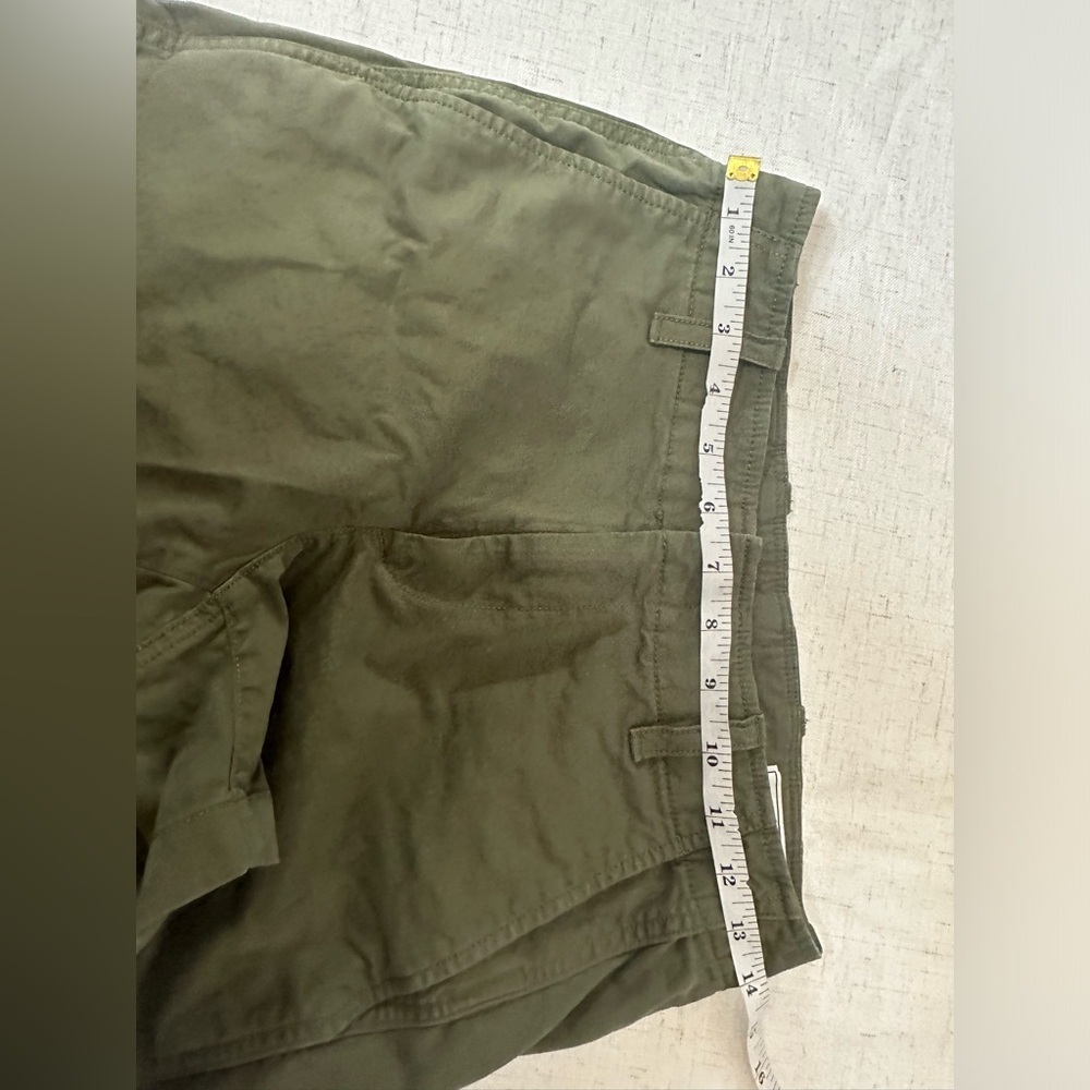 GAP Green Cargo Shorts Casual Comfort 🌴☀️ - Picture 4 of 13